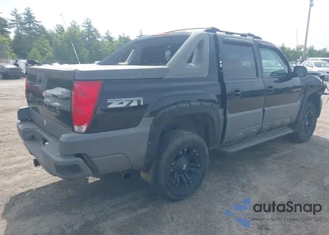 2002 Chevrolet Avalanche 1500 z USA, uszkodzony, nr VIN 3GNEK13T82G127676